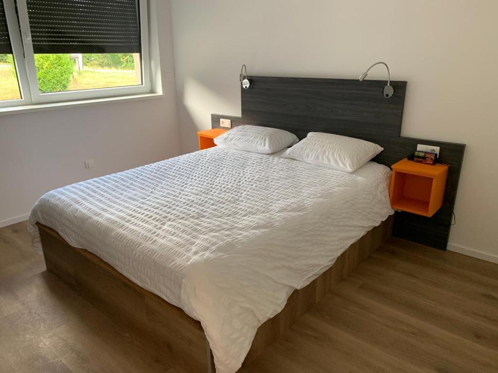 Gite L'Oree Du Chateau - Appartement Potiron 오르슈윌레르 외부 사진